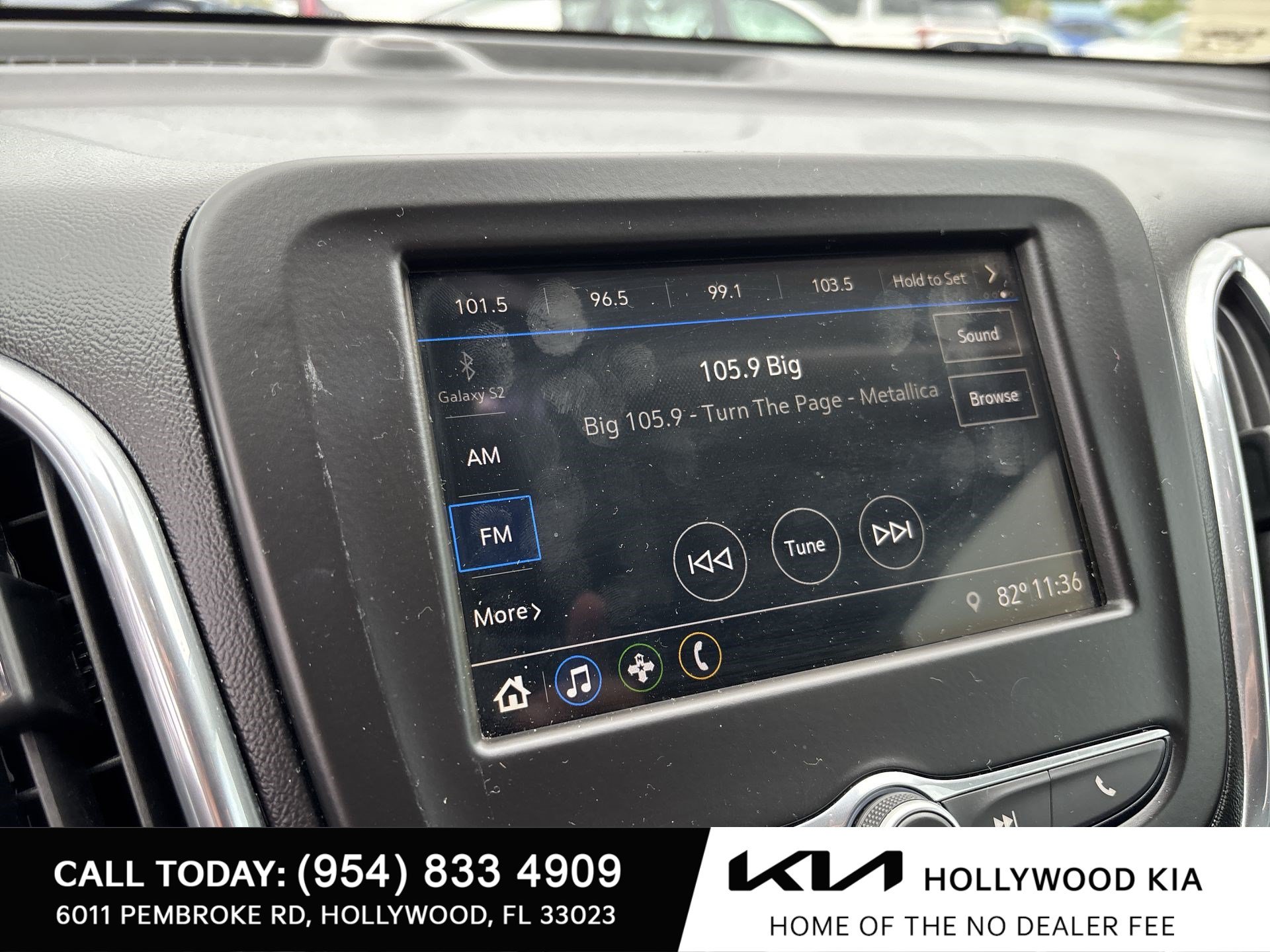Used 2019 Chevrolet Equinox LT FWD image 12