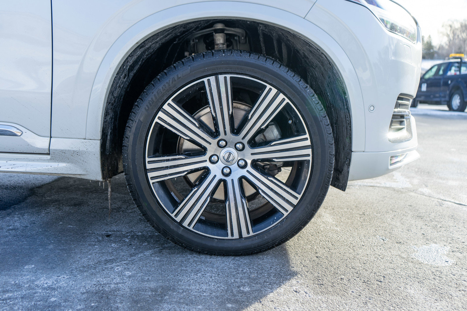 Used 2023 Volvo XC90 B6 Ultimate image 11