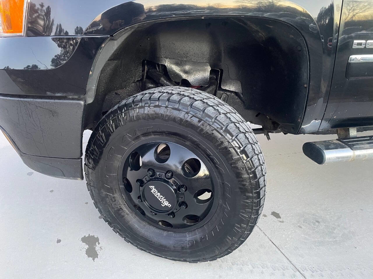 Used 2013 GMC Sierra 3500 Denali image 10