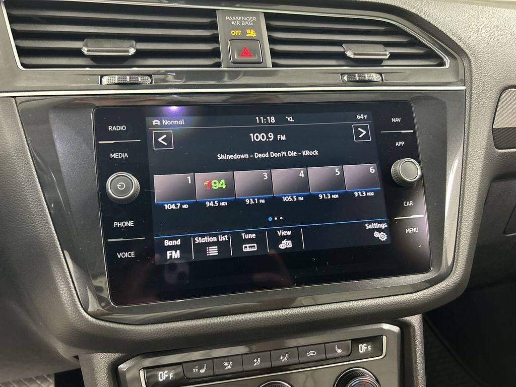 Used 2019 Volkswagen Tiguan SEL Premium AWD/4WD image 14