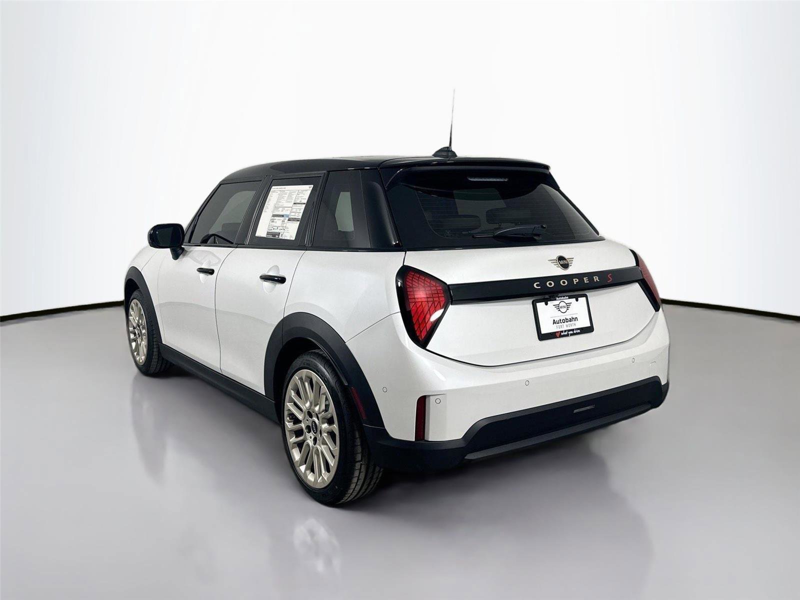 Certified 2025 MINI Cooper S FWD image 7