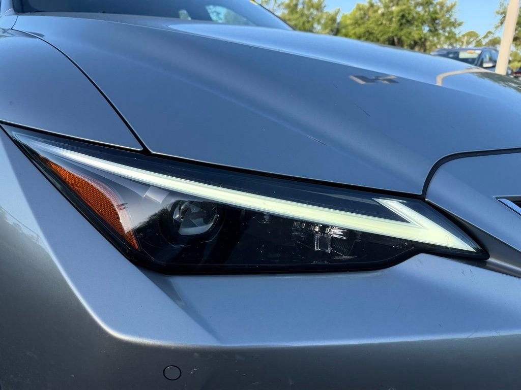 Used 2021 Lexus IS 300 w/ Comfort Package image 4