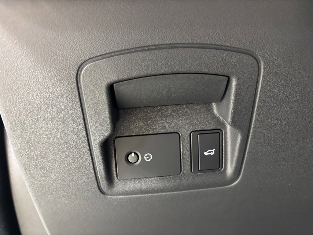 New 2026 Land Rover Range Rover Velar Dynamic SE image 21