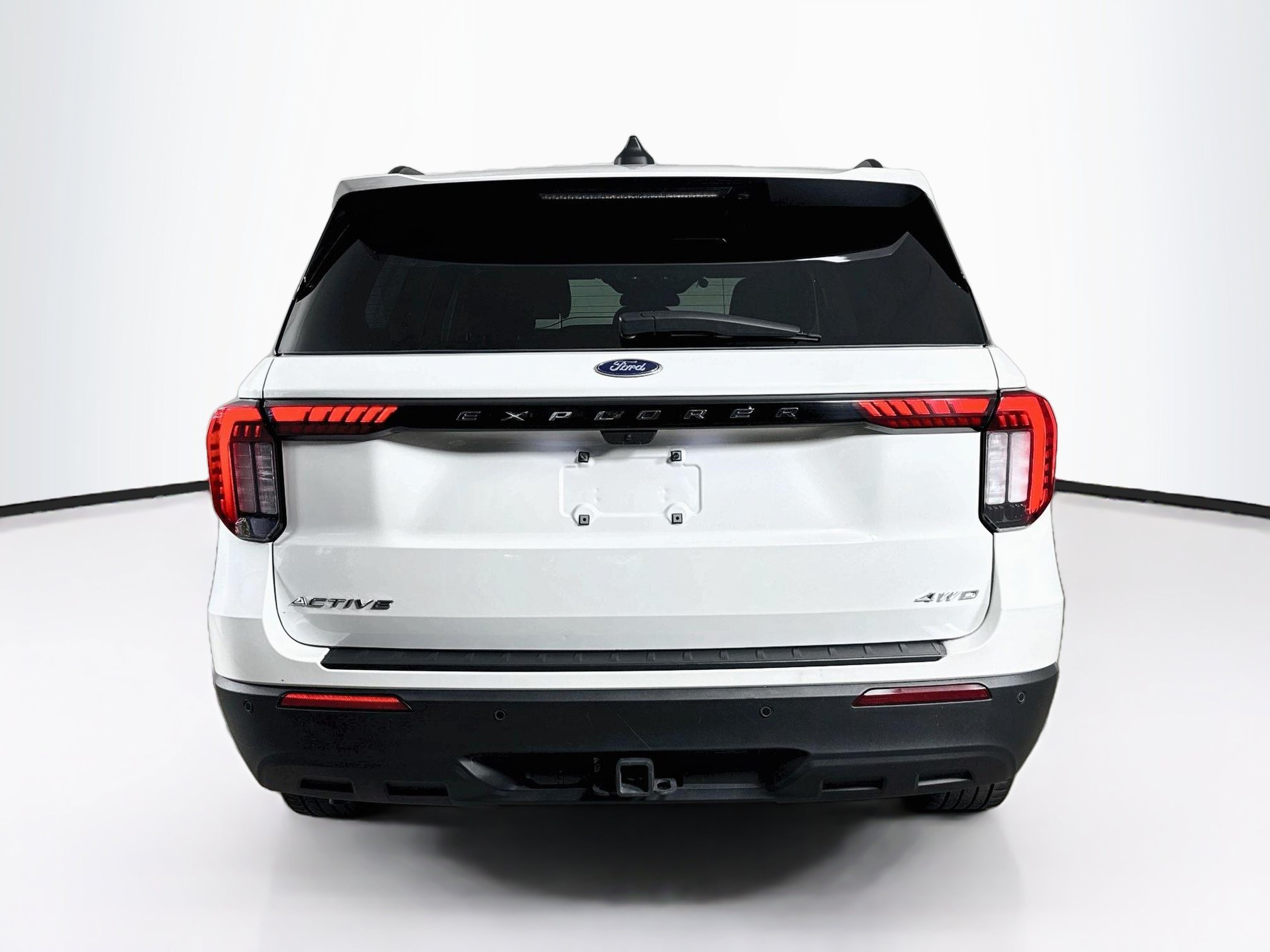 Used 2025 Ford Explorer Active AWD/4WD image 31
