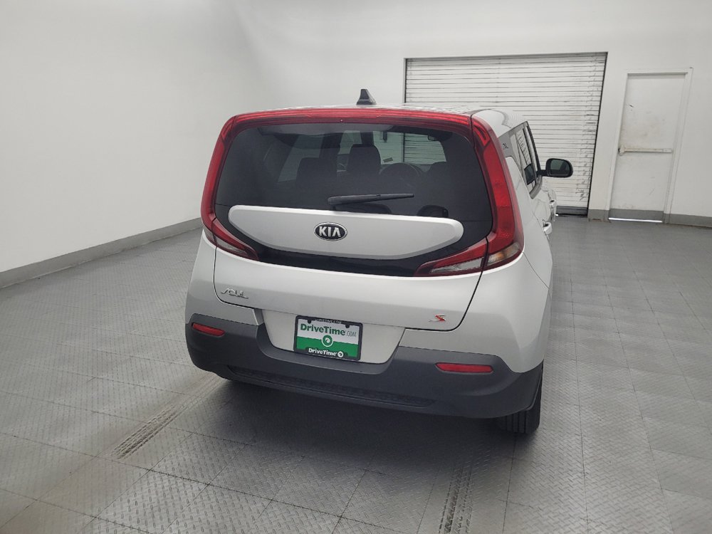 Used 2020 Kia Soul S FWD image 7