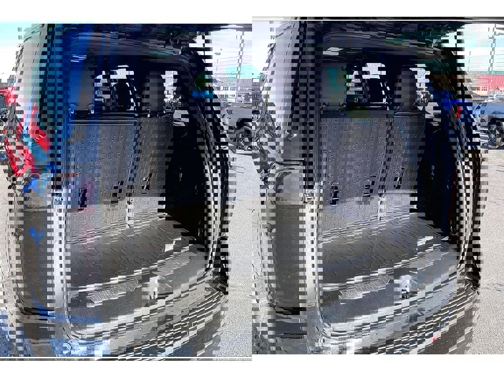 Used 2022 Chevrolet Tahoe Z71 image 10