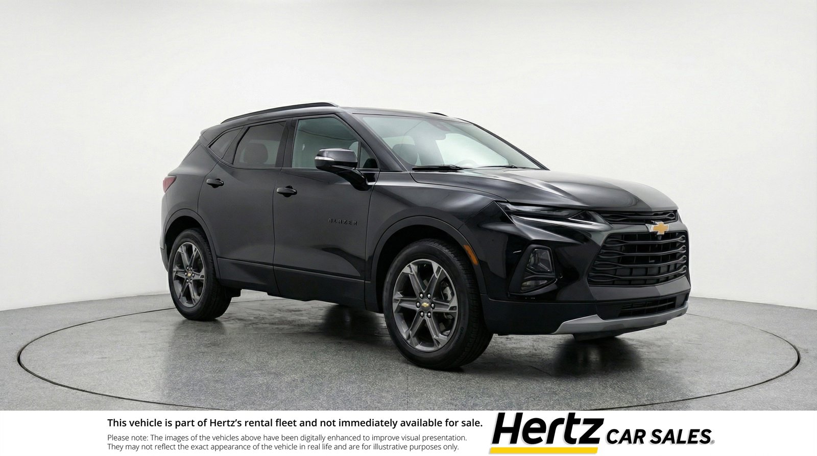 Used 2025 Chevrolet Blazer LT image 1