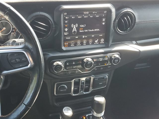 Used 2021 Jeep Wrangler Unlimited Sahara AWD/4WD image 14