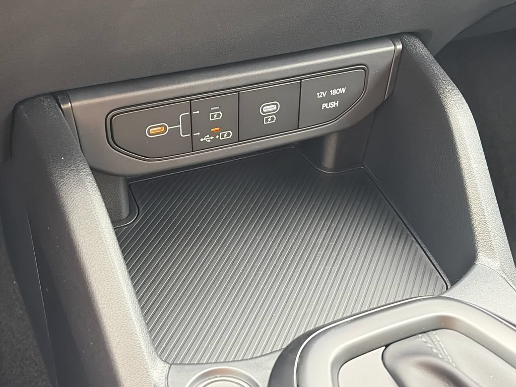 New 2026 Kia K4 FWD image 21