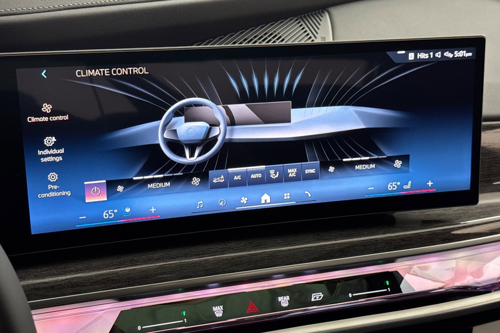 Used 2026 BMW i7 xDrive60 w/ Executive Package AWD/4WD image 26