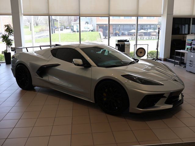 Used 2021 Chevrolet Corvette Stingray Premium Cpe w/ Z51 Performance Package image 7