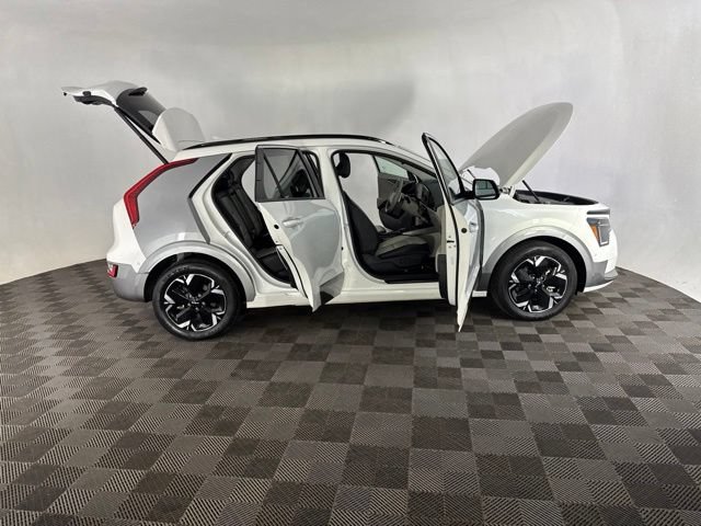 Certified 2023 Kia Niro Wave w/ Wave Preserve Package FWD image 15