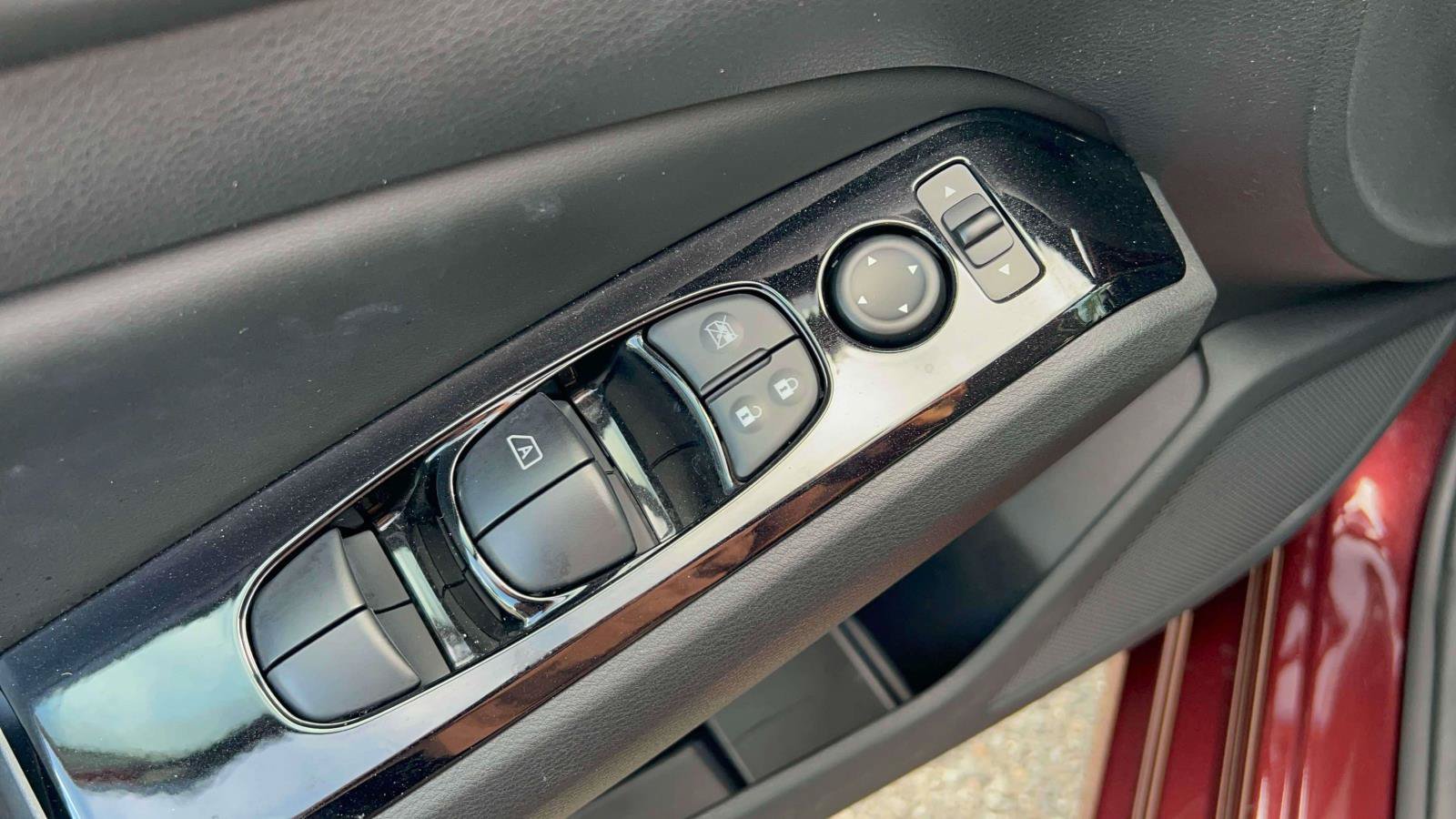 Used 2023 Nissan Altima 2.5 SV AWD/4WD image 22