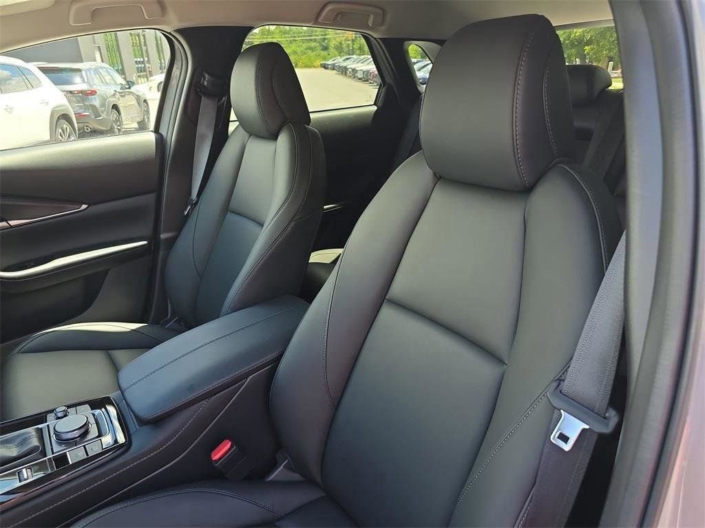 Certified 2025 MAZDA CX-30 AWD 2.5 S w/ Select Sport Pkg image 11