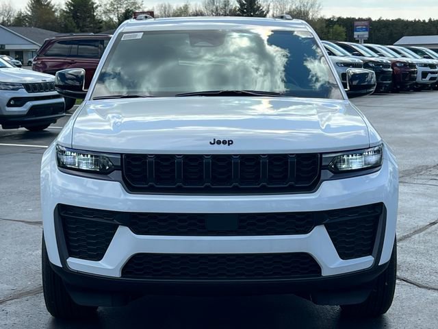 New 2026 Jeep Grand Cherokee Altitude AWD/4WD image 41