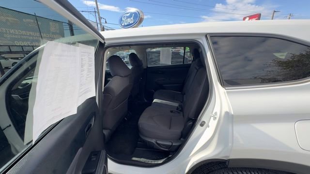 Used 2024 Toyota Highlander LE image 21