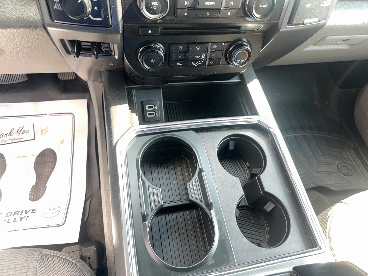 Used 2017 Ford F350 XLT AWD/4WD image 25