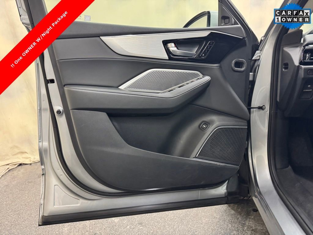 Used 2023 Acura MDX SH-AWD image 12