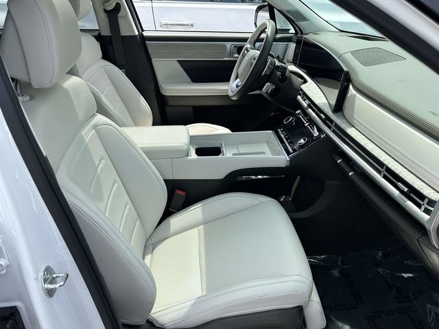 Used 2025 Hyundai Santa Fe Calligraphy AWD/4WD image 17