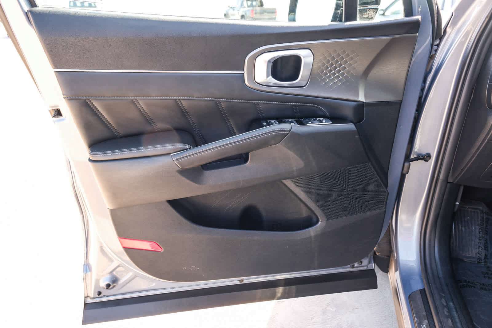 Used 2022 Kia Sorento SX FWD image 25