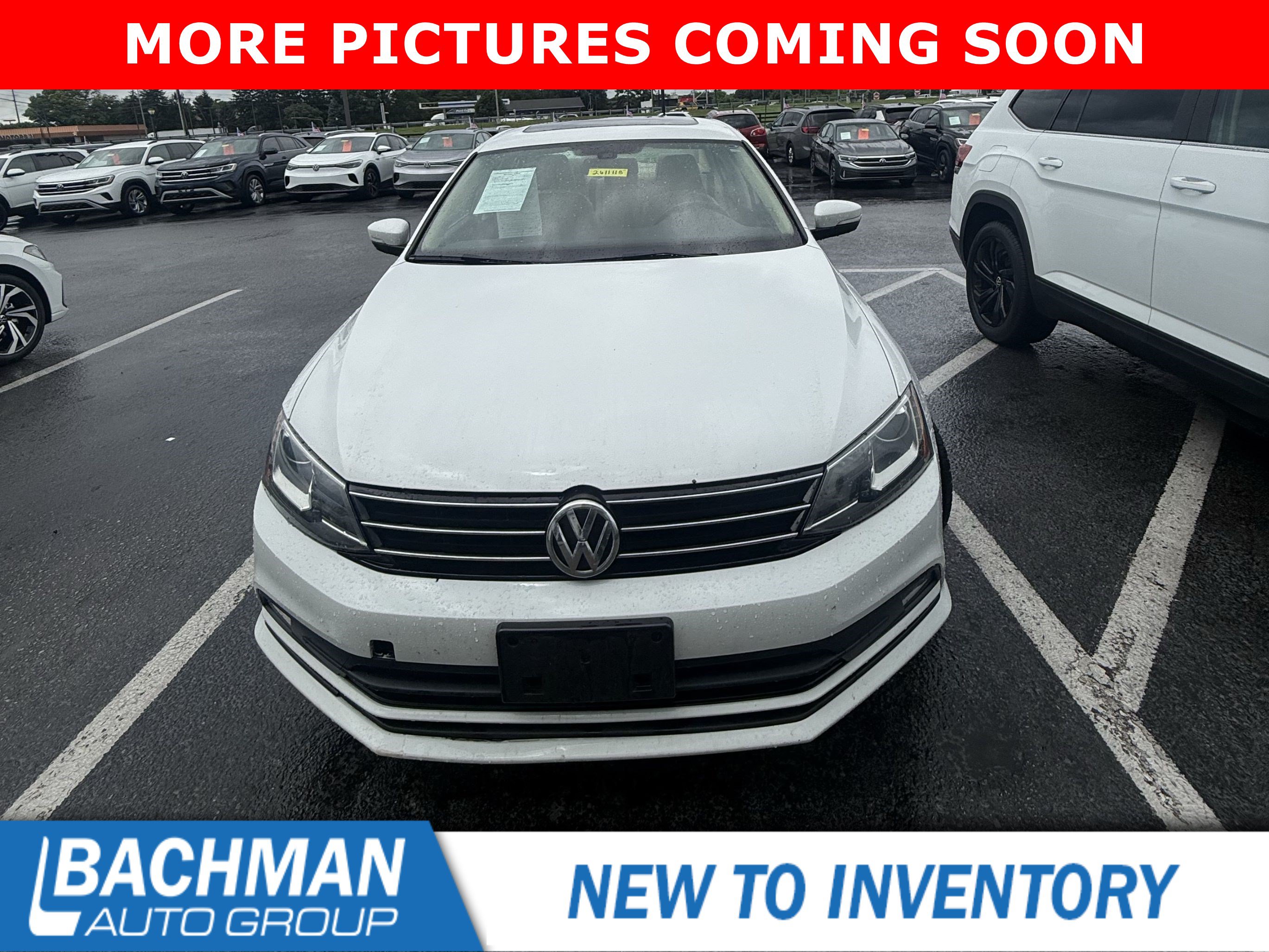 Used 2016 Volkswagen Jetta SEL FWD image 3