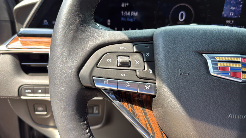 Certified 2024 Cadillac Escalade Premium Luxury w/ LPO, Floor Liner Package AWD/4WD image 38