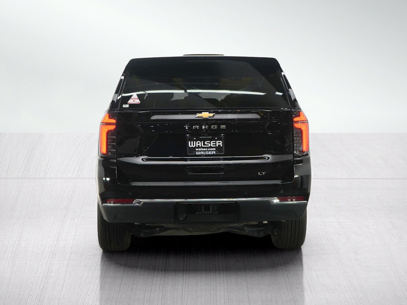 Used 2025 Chevrolet Tahoe LT AWD/4WD image 4
