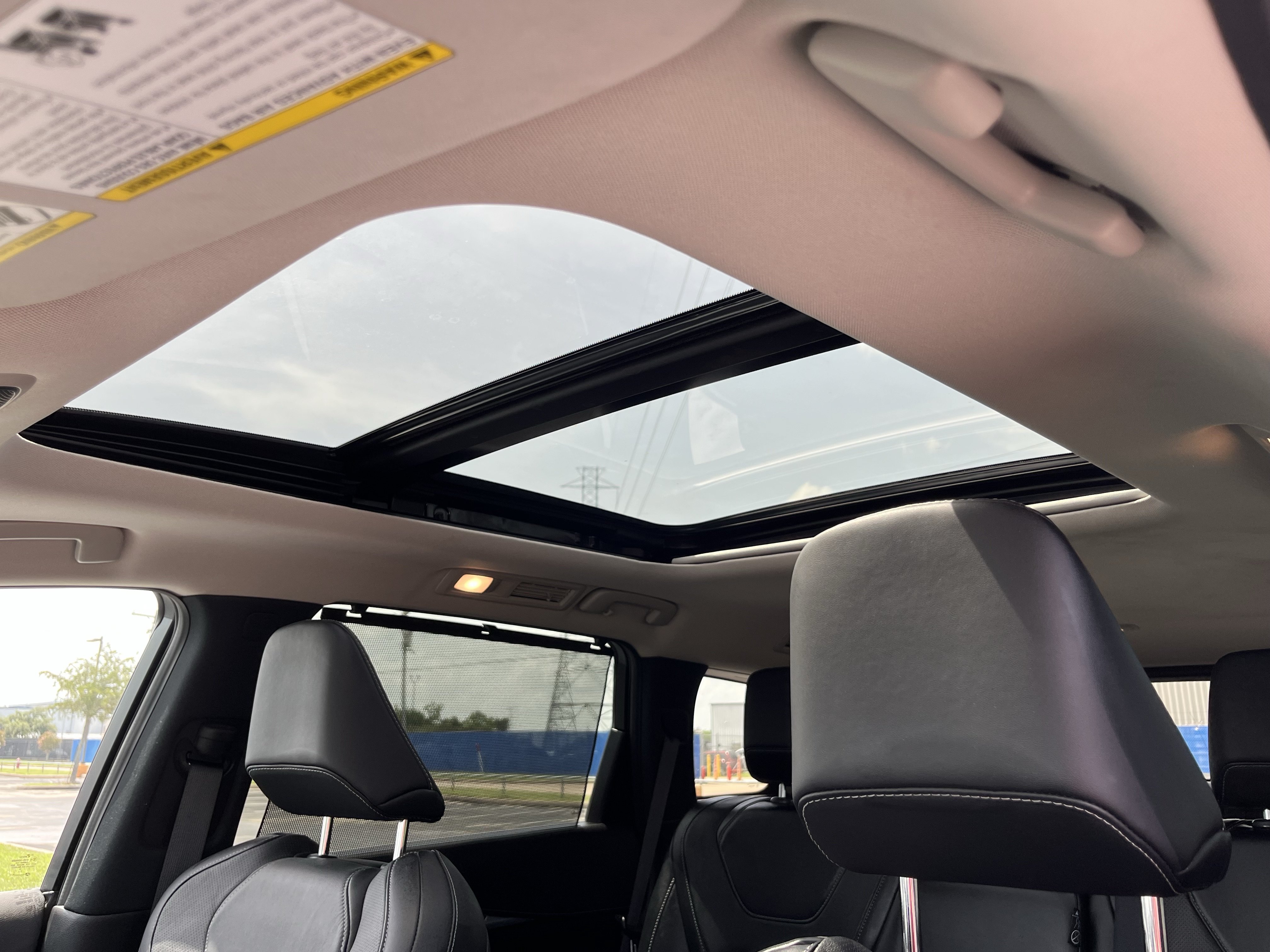 Used 2023 INFINITI QX60 Luxe w/ Cargo Package FWD image 35