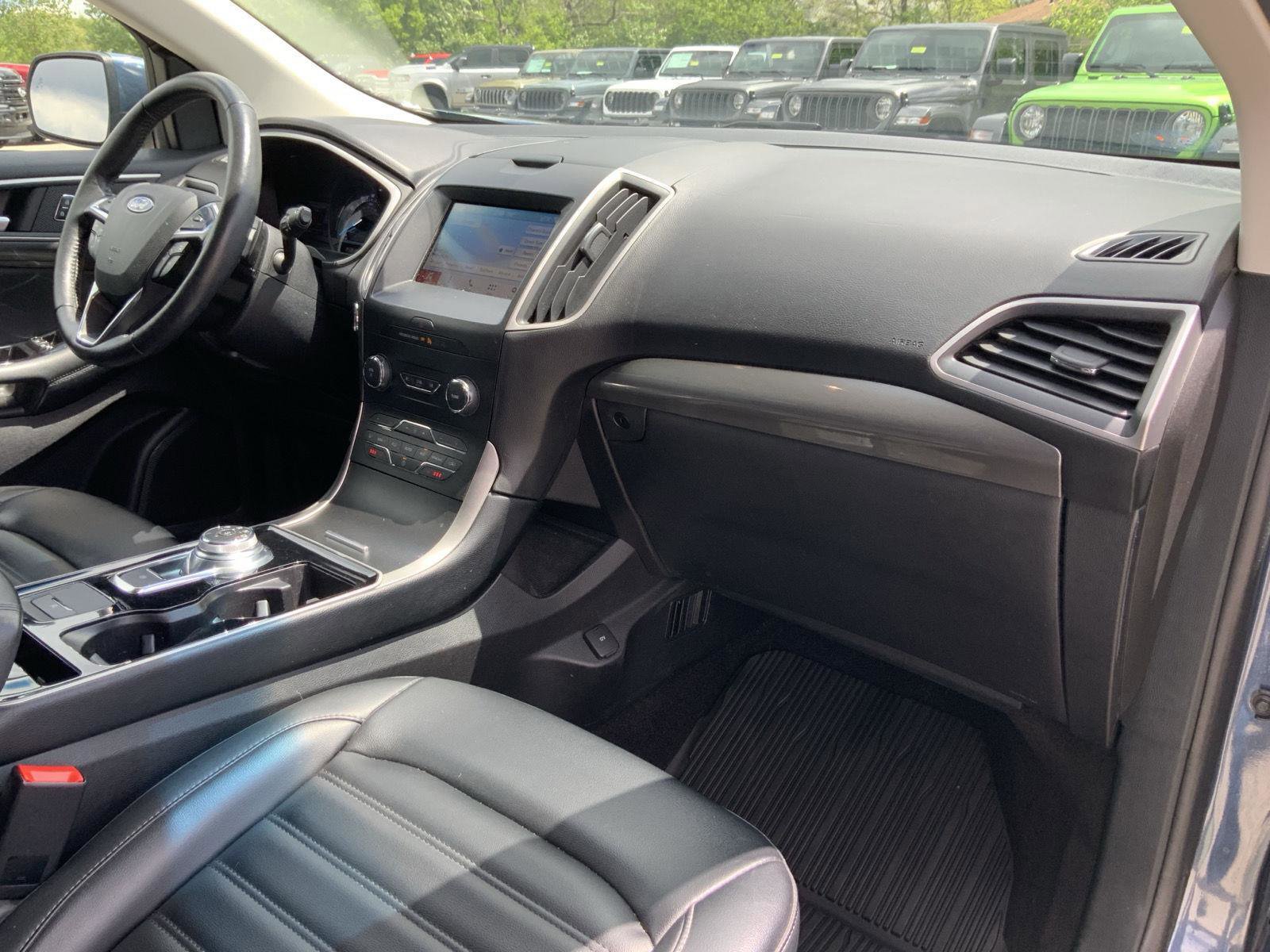 Used 2019 Ford Edge SEL w/ Equipment Group 201A AWD/4WD image 58