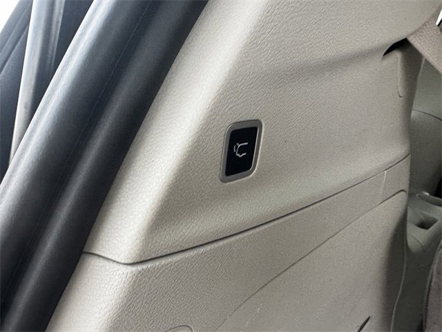 Certified 2021 Chrysler Pacifica Touring image 15