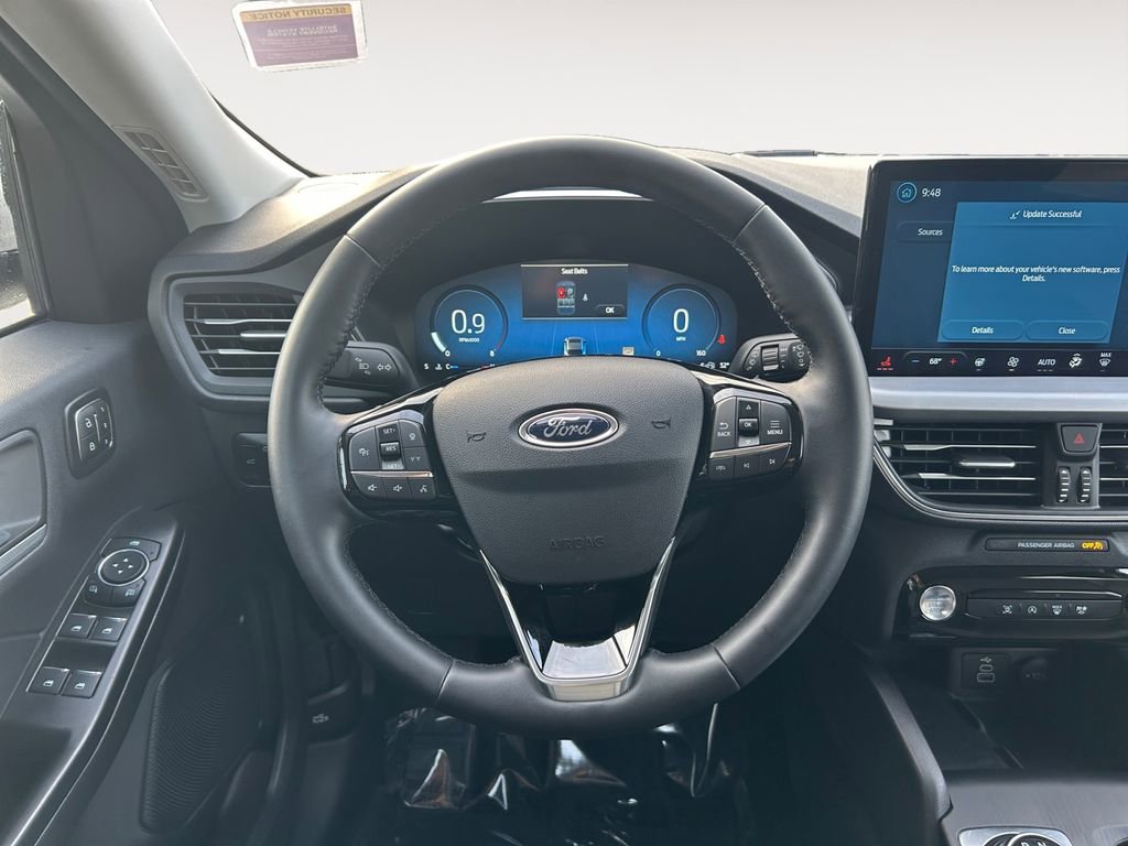 Used 2025 Ford Escape Platinum image 14