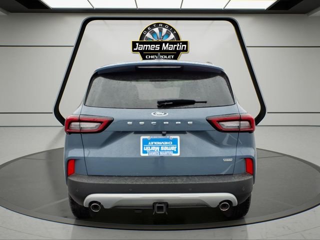 Used 2024 Ford Escape SE w/ Class II Trailer Tow Package image 6