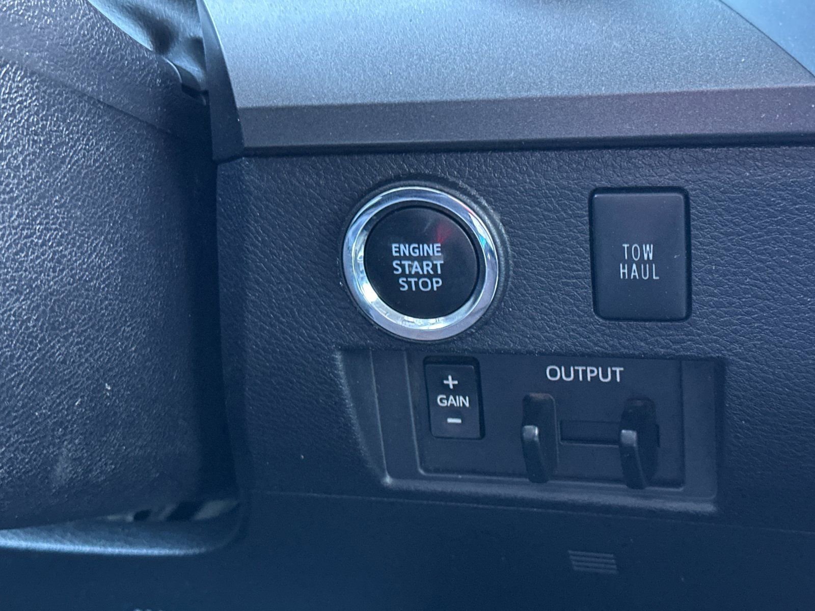 Used 2020 Toyota Tundra SR5 w/ TRD Off-Road Plus Package image 21
