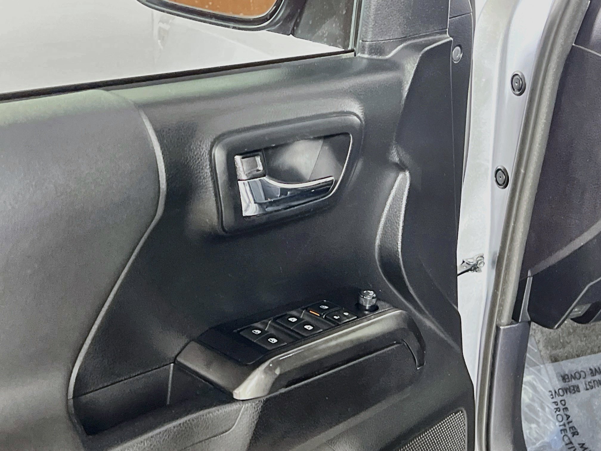 Used 2019 Toyota Tacoma TRD Sport RWD image 17