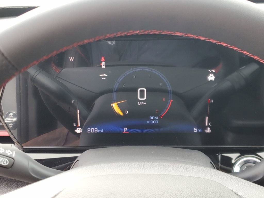 New 2026 Chevrolet Trax RS w/ Sunroof Package FWD image 19