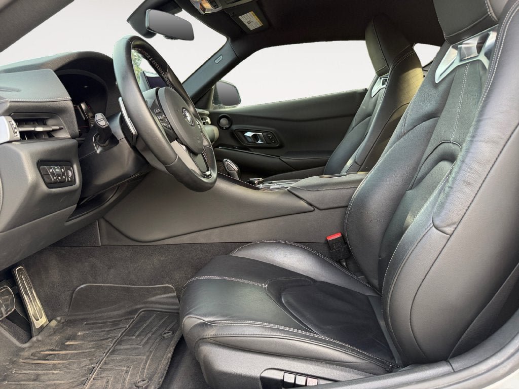 Used 2021 Toyota Supra Premium w/ Driver Assist Package RWD image 6