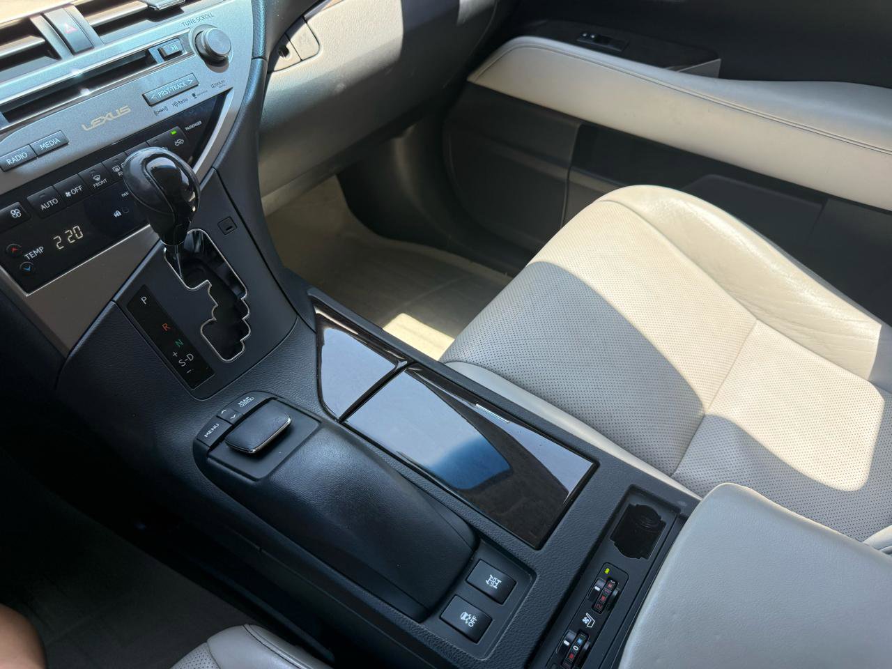 Used 2013 Lexus RX 350 AWD w/ Navigation Pkg image 13