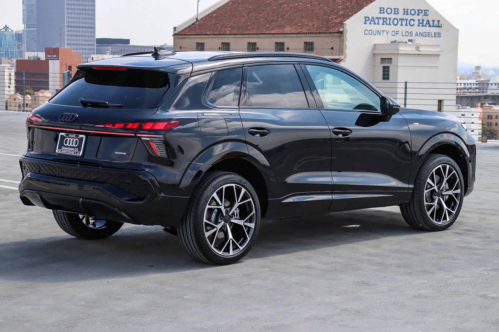 New 2026 Audi Q3 quattro 2.0T image 4