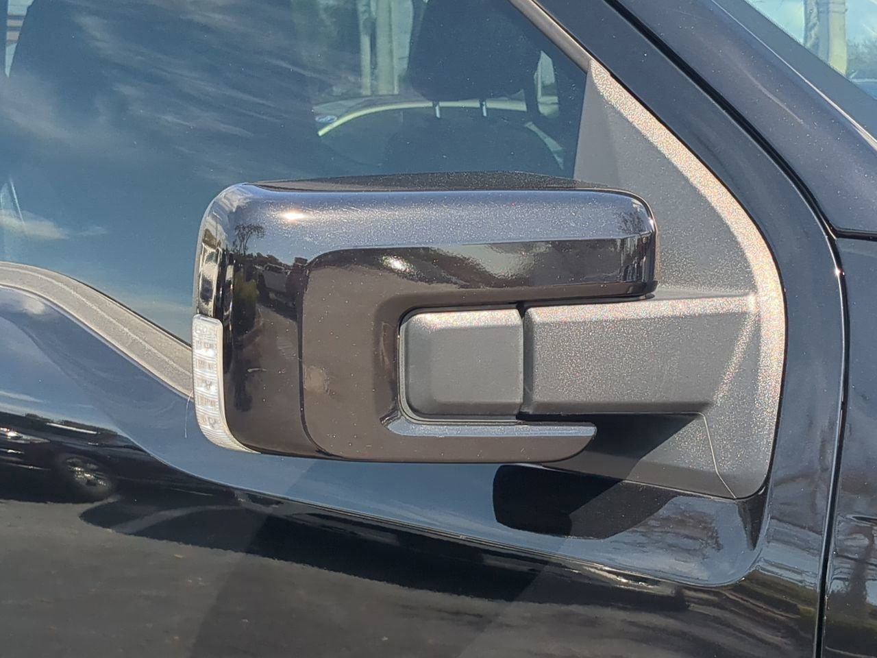 Certified 2023 Ford F150 Lariat image 12