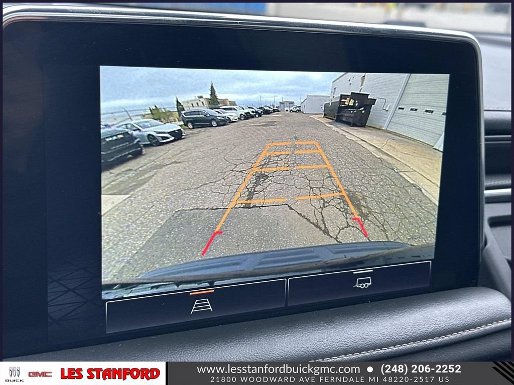 Used 2023 GMC Yukon XL SLT AWD/4WD image 31