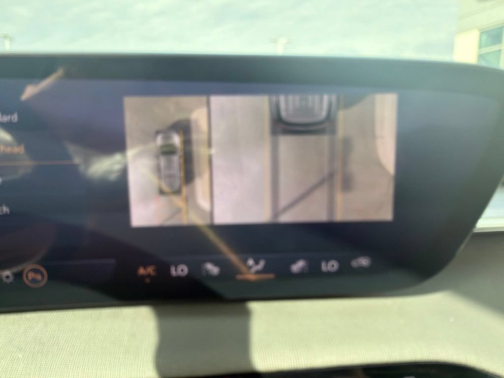 Used 2026 Buick Enclave Preferred FWD image 27