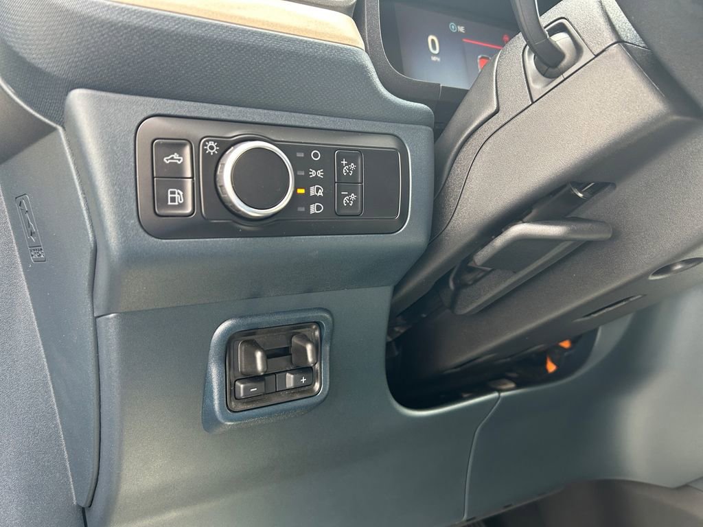 New 2025 Ford Maverick Lariat w/ 4K Tow Package image 21