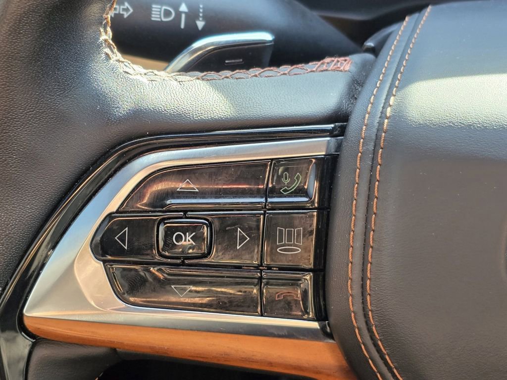 Used 2023 Jeep Grand Cherokee L Summit image 32