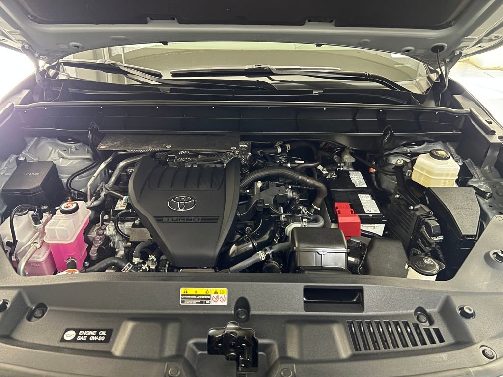 Certified 2025 Toyota Highlander XSE image 46