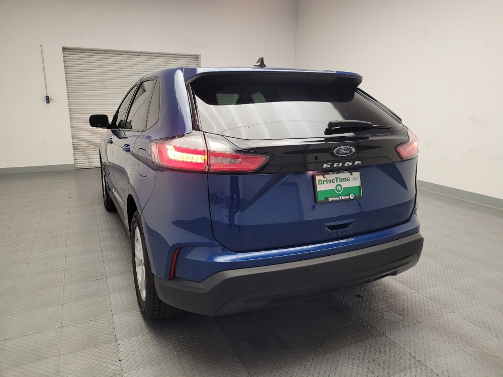 Used 2021 Ford Edge SE w/ Cargo Accessory Package image 6