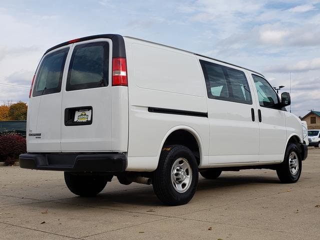 Used 2015 Chevrolet Express 2500 image 6