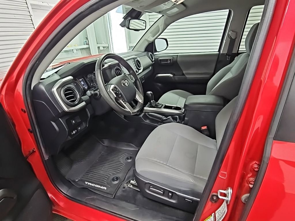 Used 2022 Toyota Tacoma SR5 image 11