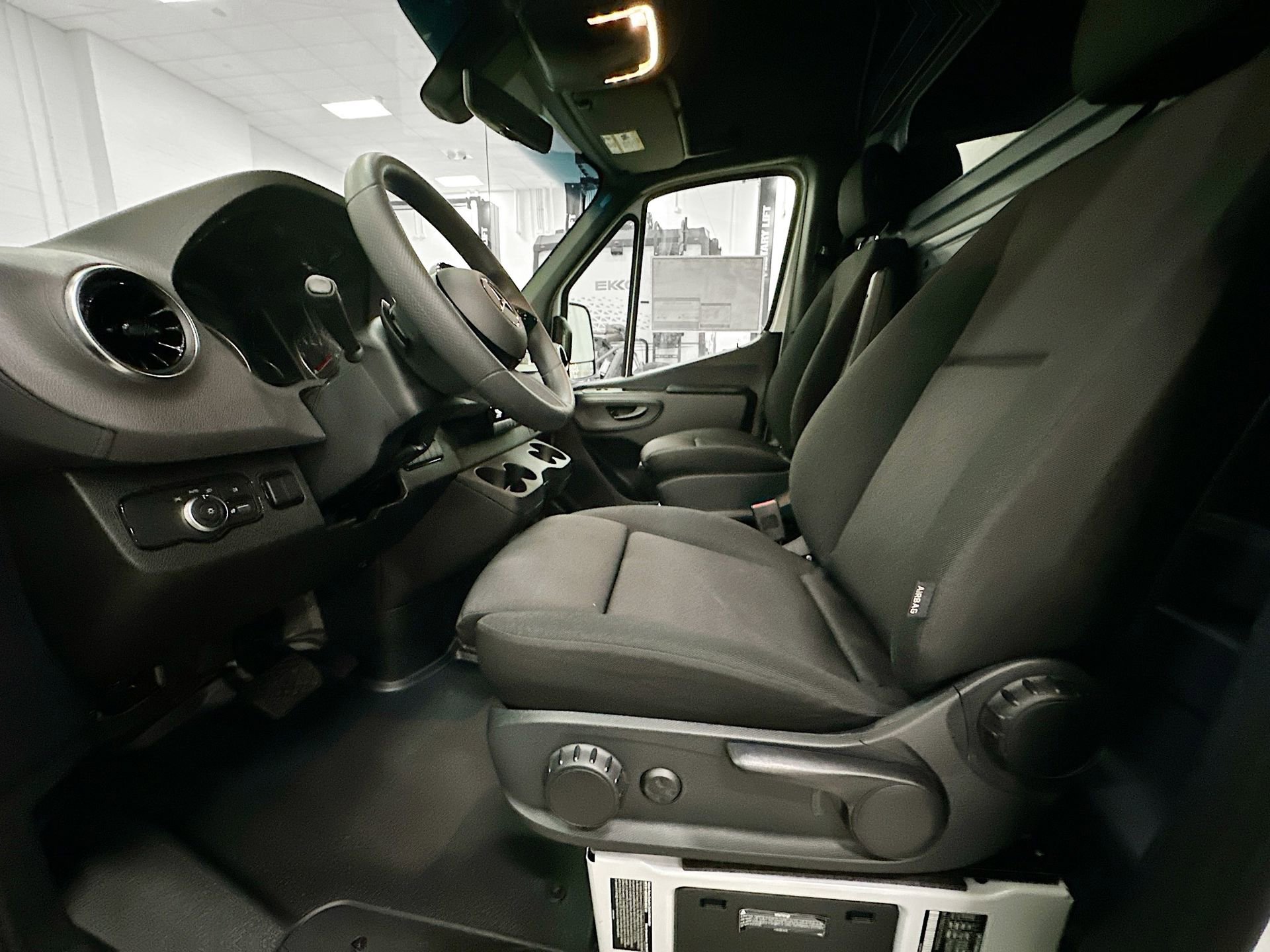 New 2025 Mercedes-Benz Sprinter 3500 image 23