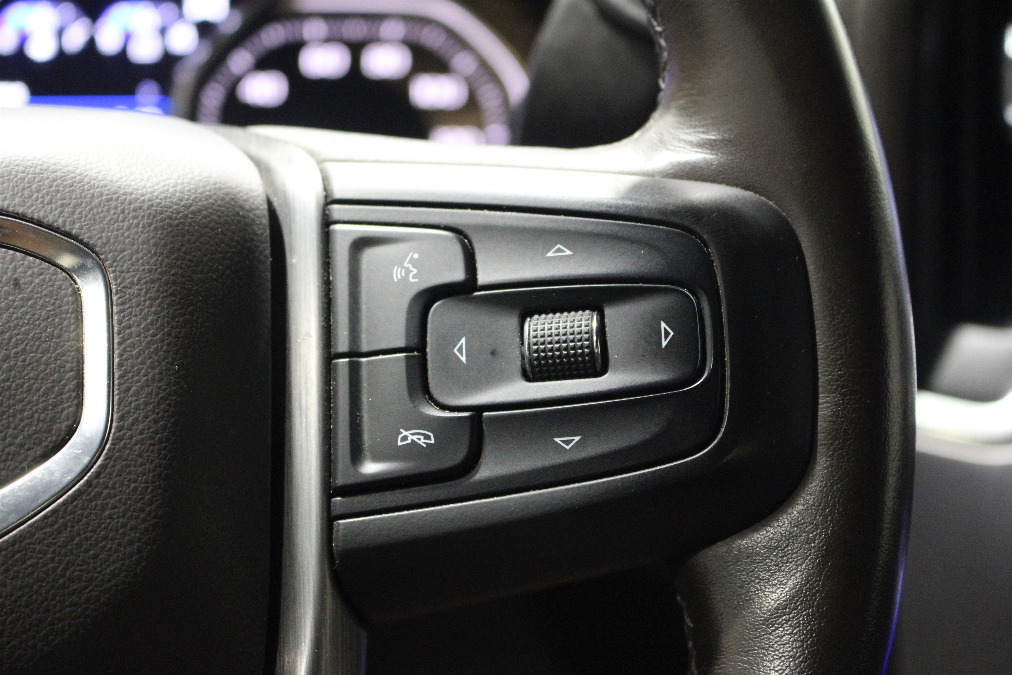 Used 2020 GMC Sierra 2500 Denali AWD/4WD image 13