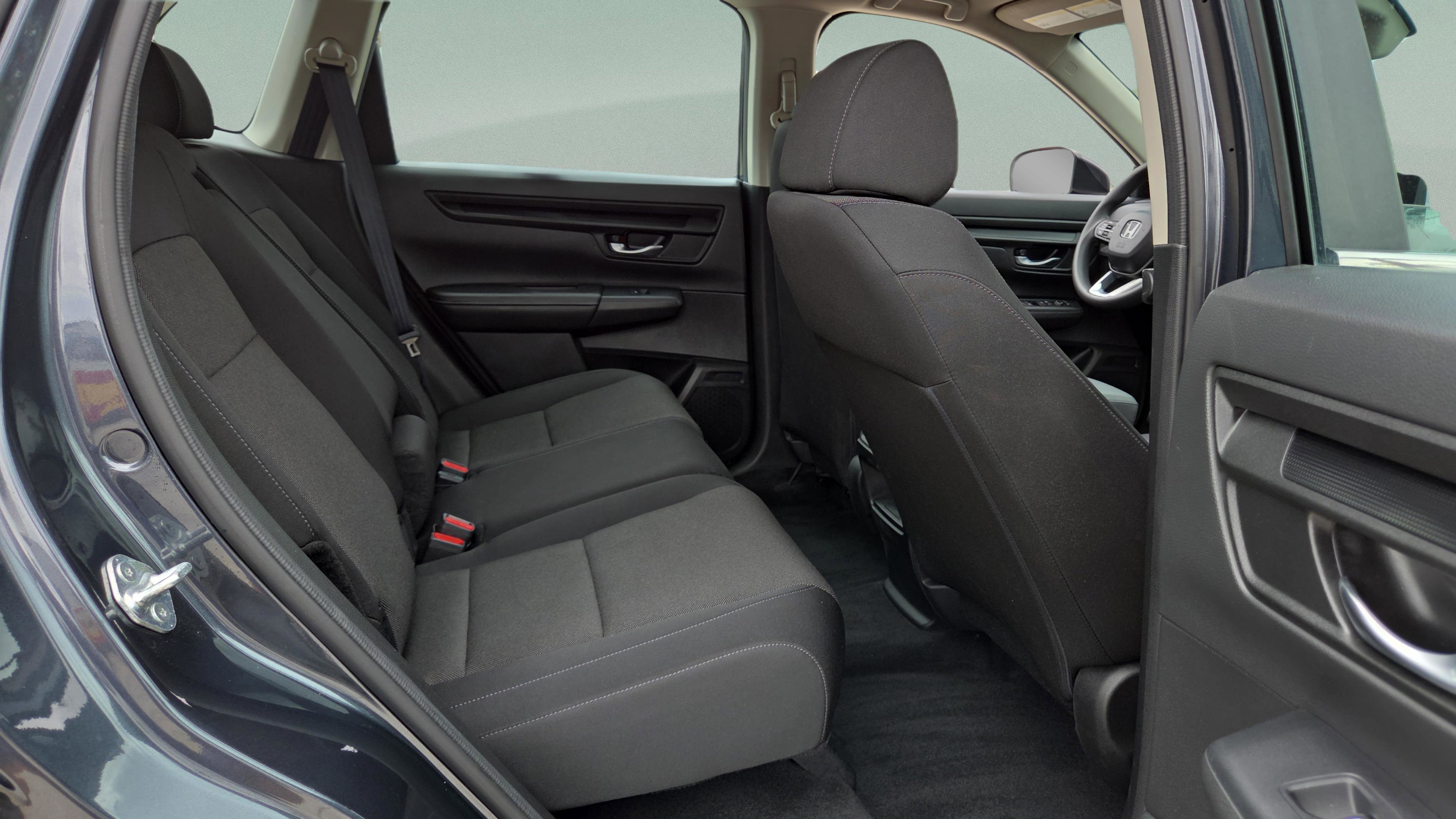 Used 2023 Honda CR-V LX image 16